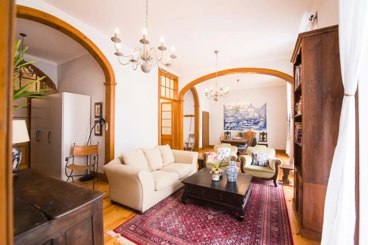 Classic Lisbon Downtown Apartment